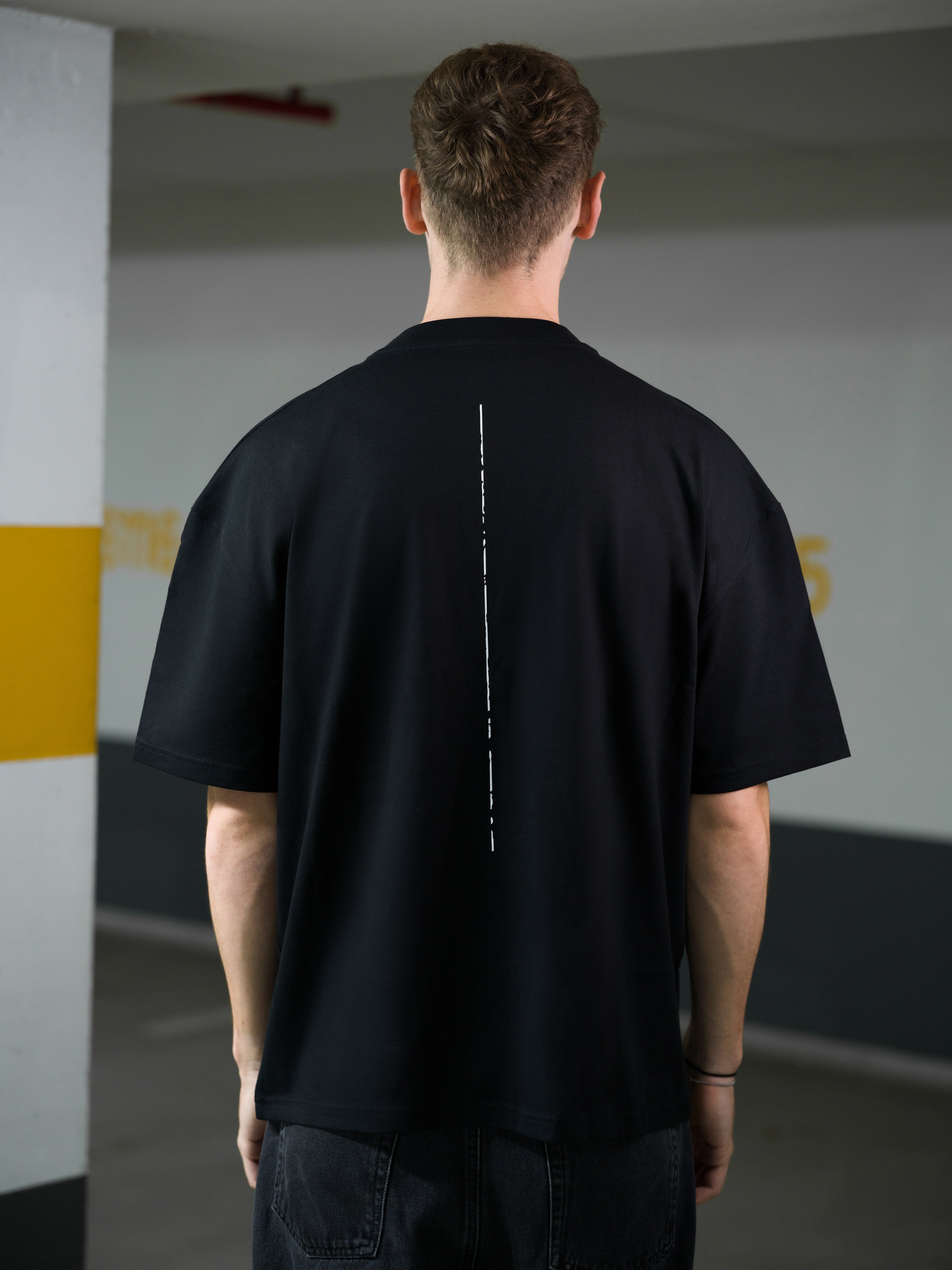 ONE TEAM, ONE DREAM T-SHIRT - BLACK