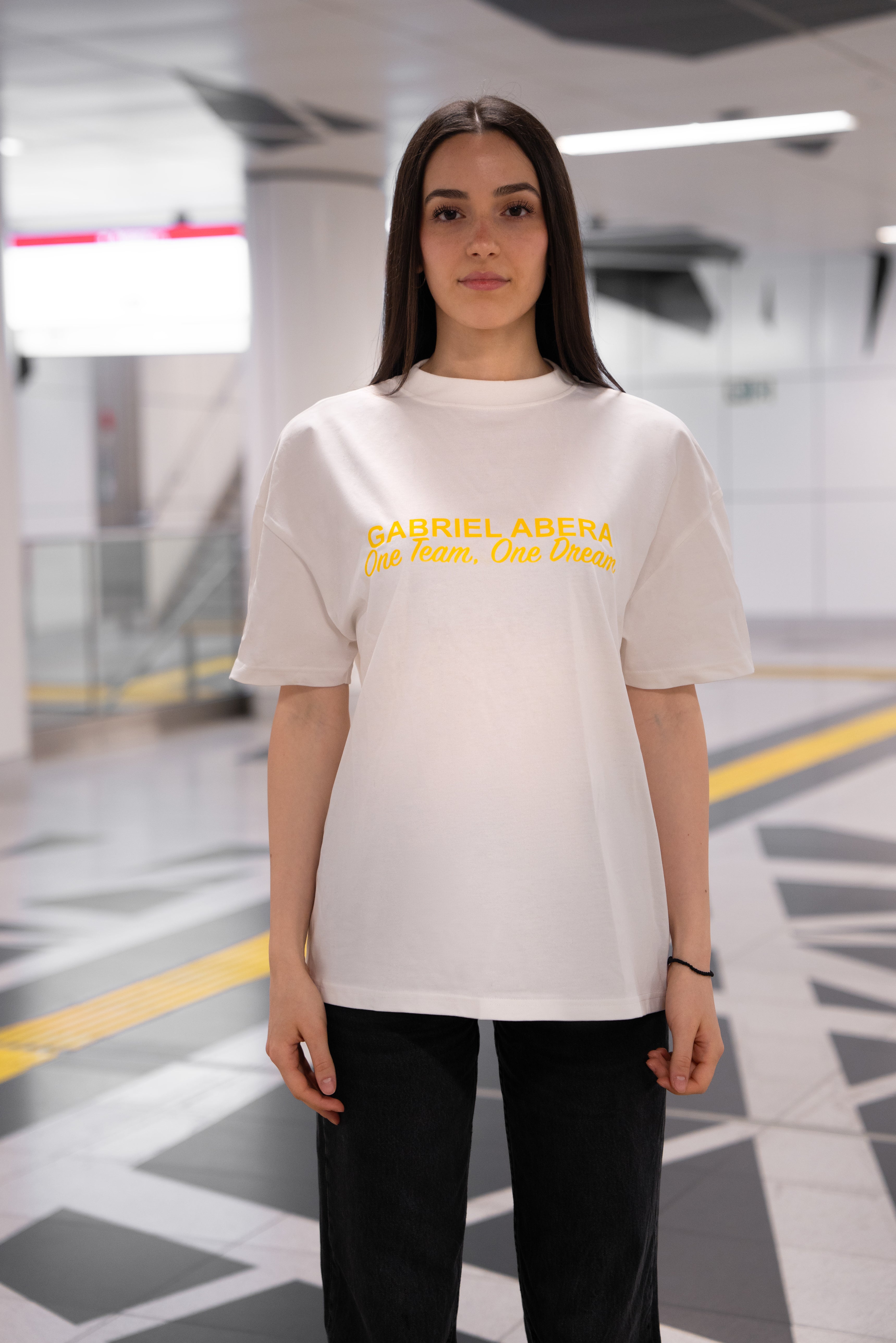 ONE TEAM, ONE DREAM T-SHIRT - CREAM WHITE