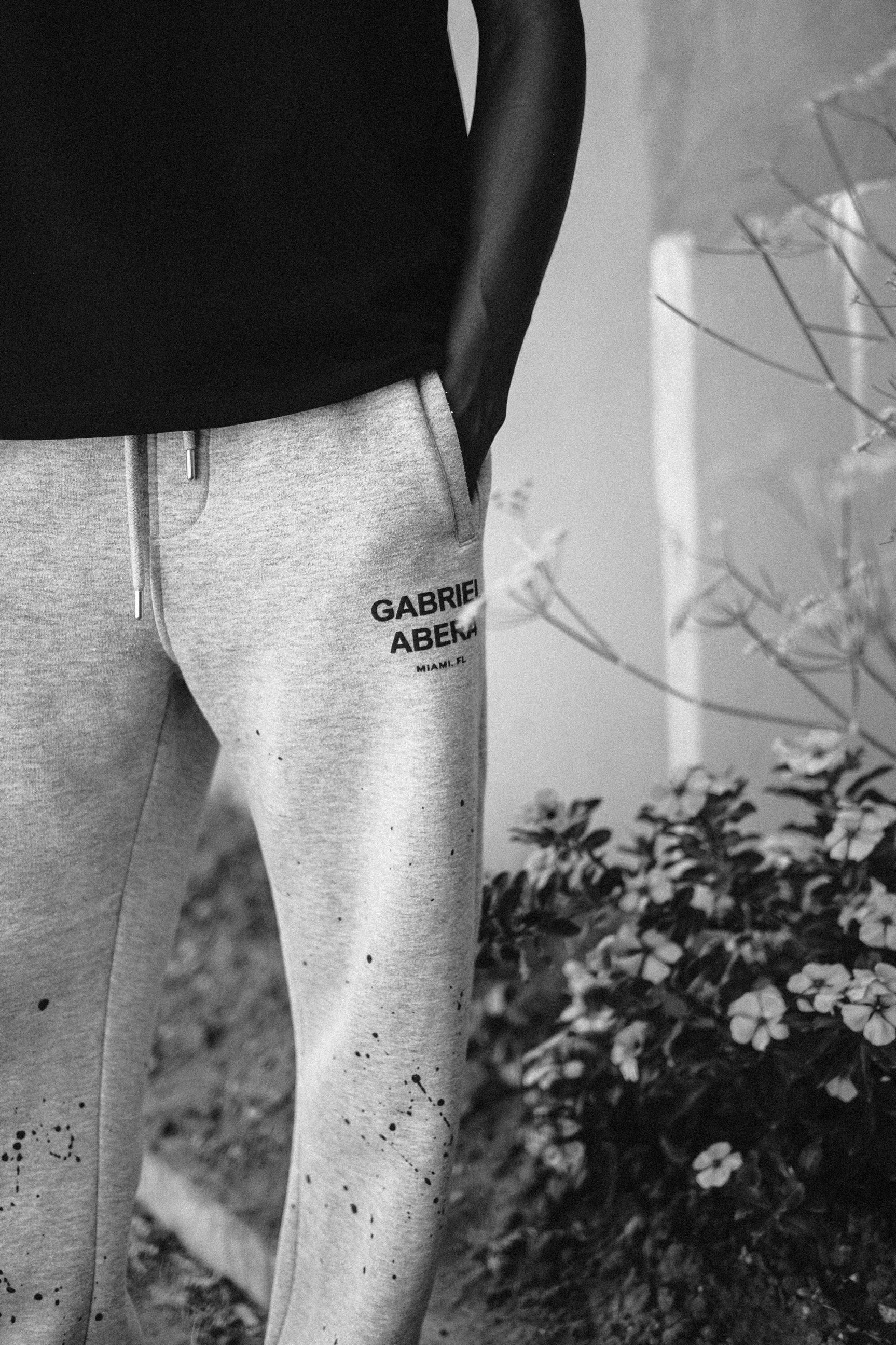 SPLATTERED SWEATPANTS - GREY/BLACK