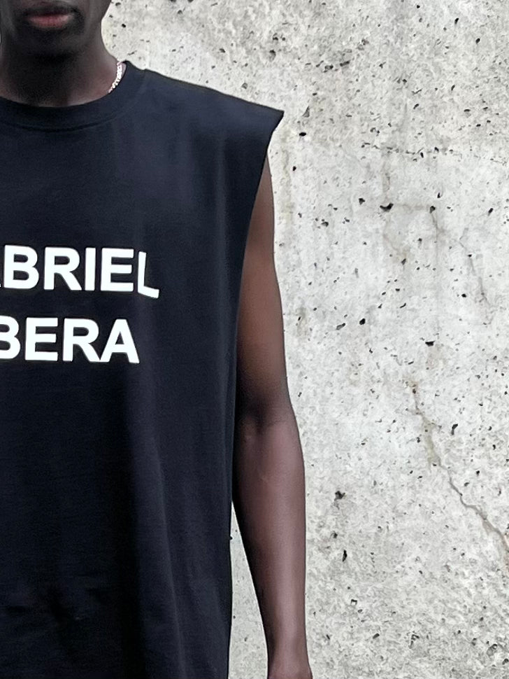 Gabriel Abera tank top Detail view of fabric and print – 100% Baumwolle Top