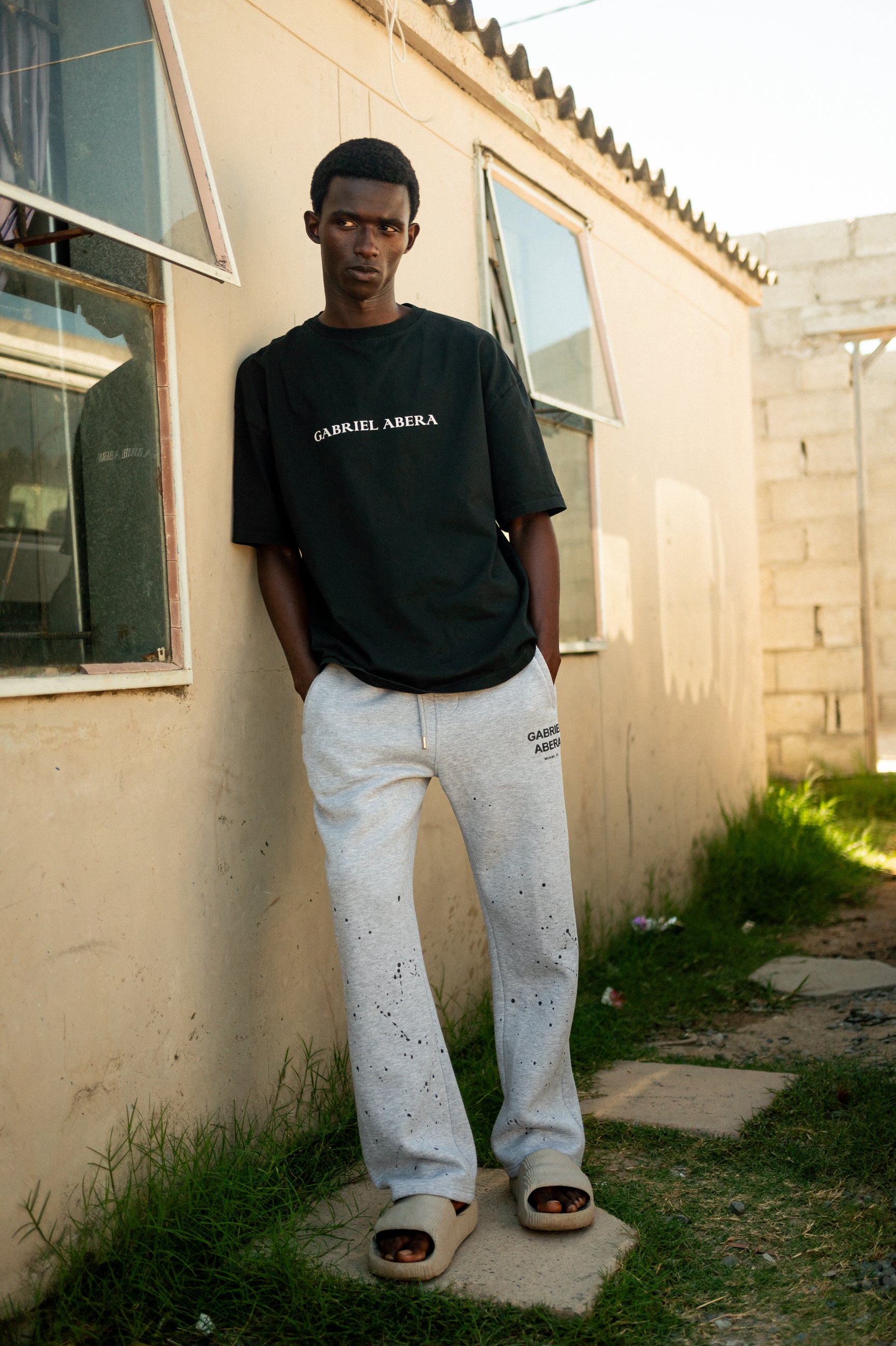 SPLATTERED SWEATPANTS - GREY/BLACK