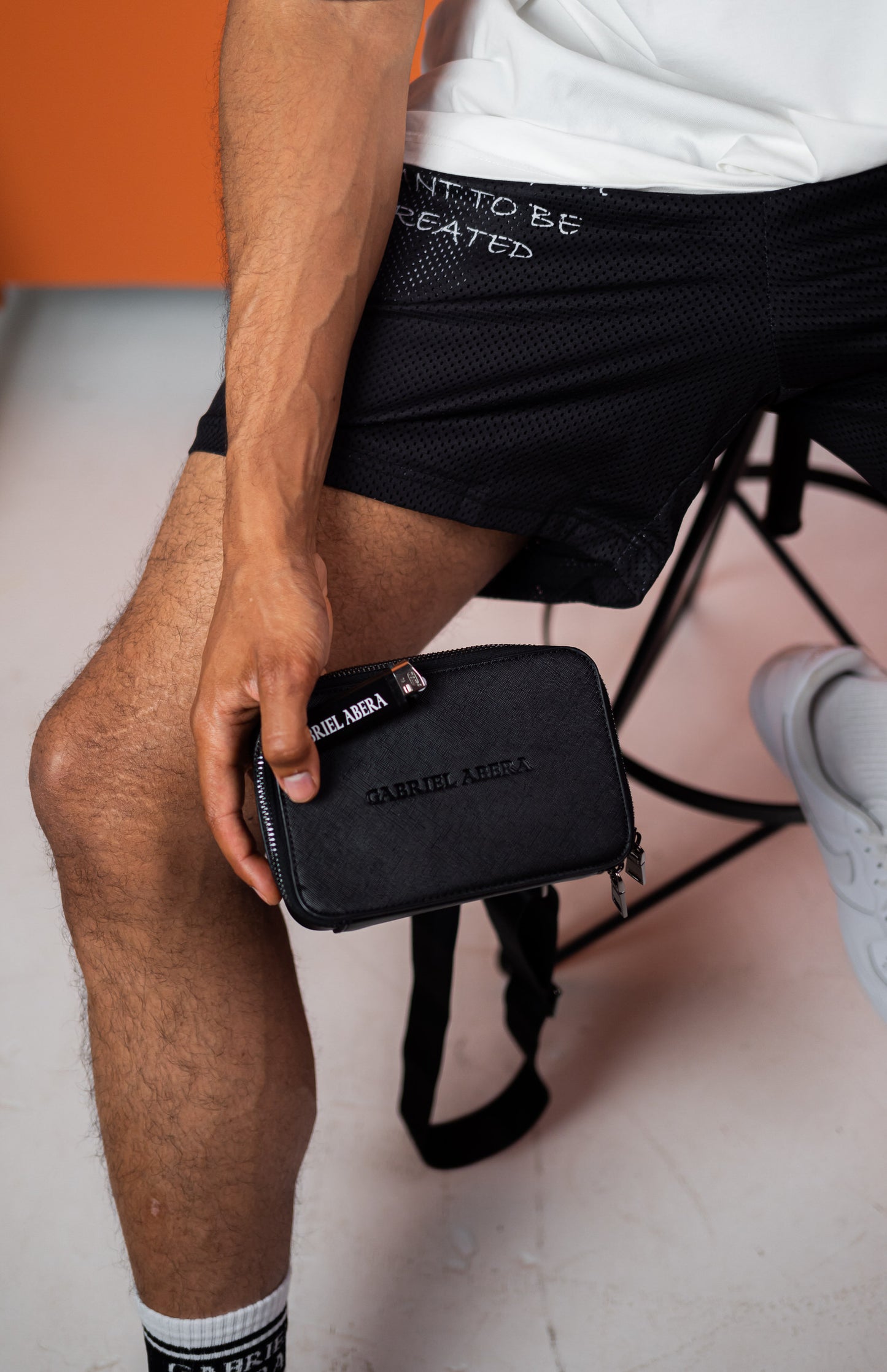 SHOULDER BAG - BLACK