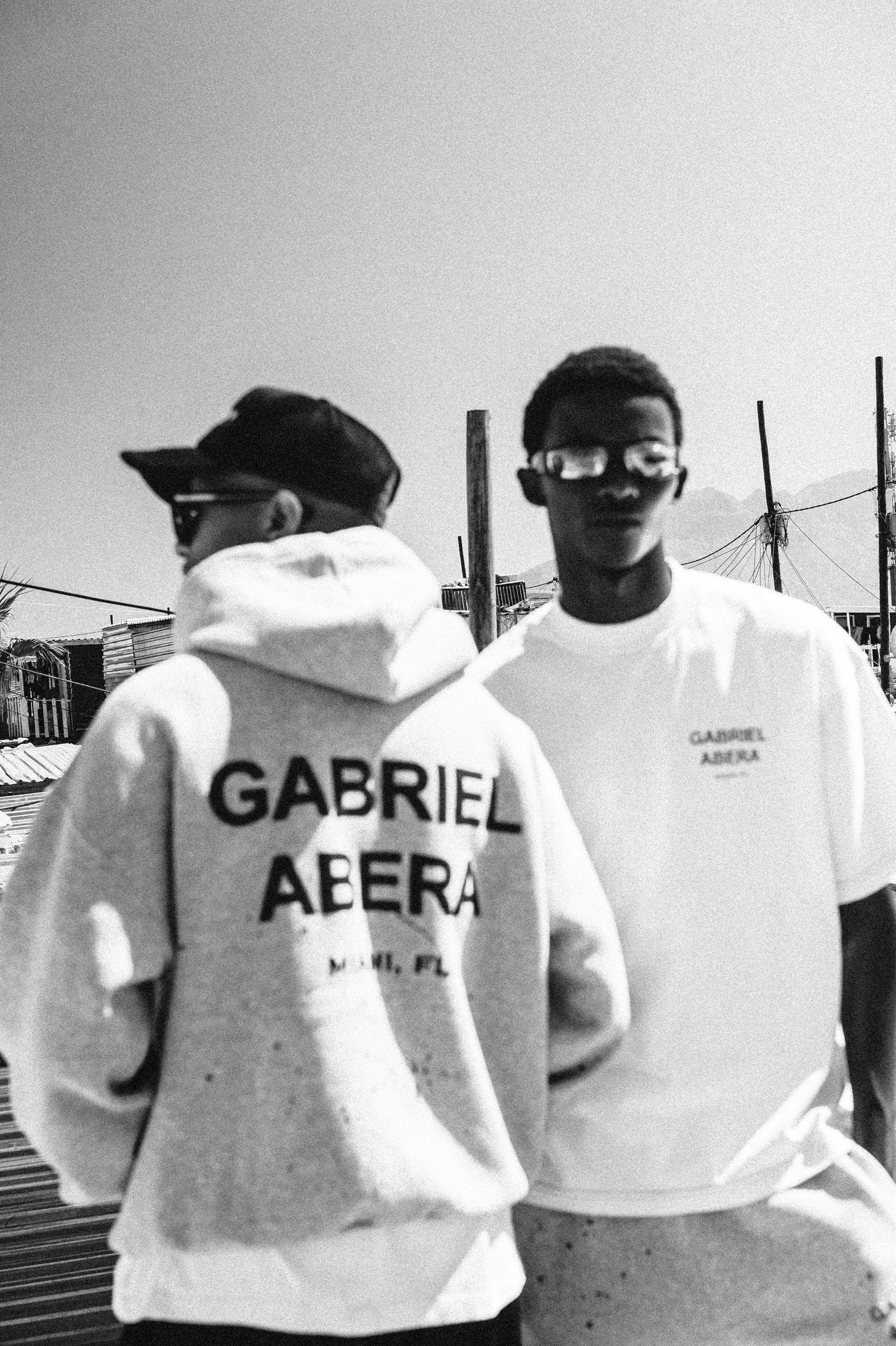 Hoodie von GABRIEL ABERA – Streetwear Fashion im Township Cape Town.