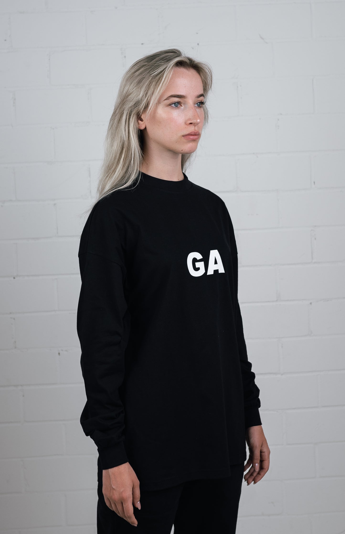 Parametric View Black Long sleeve worn by female model