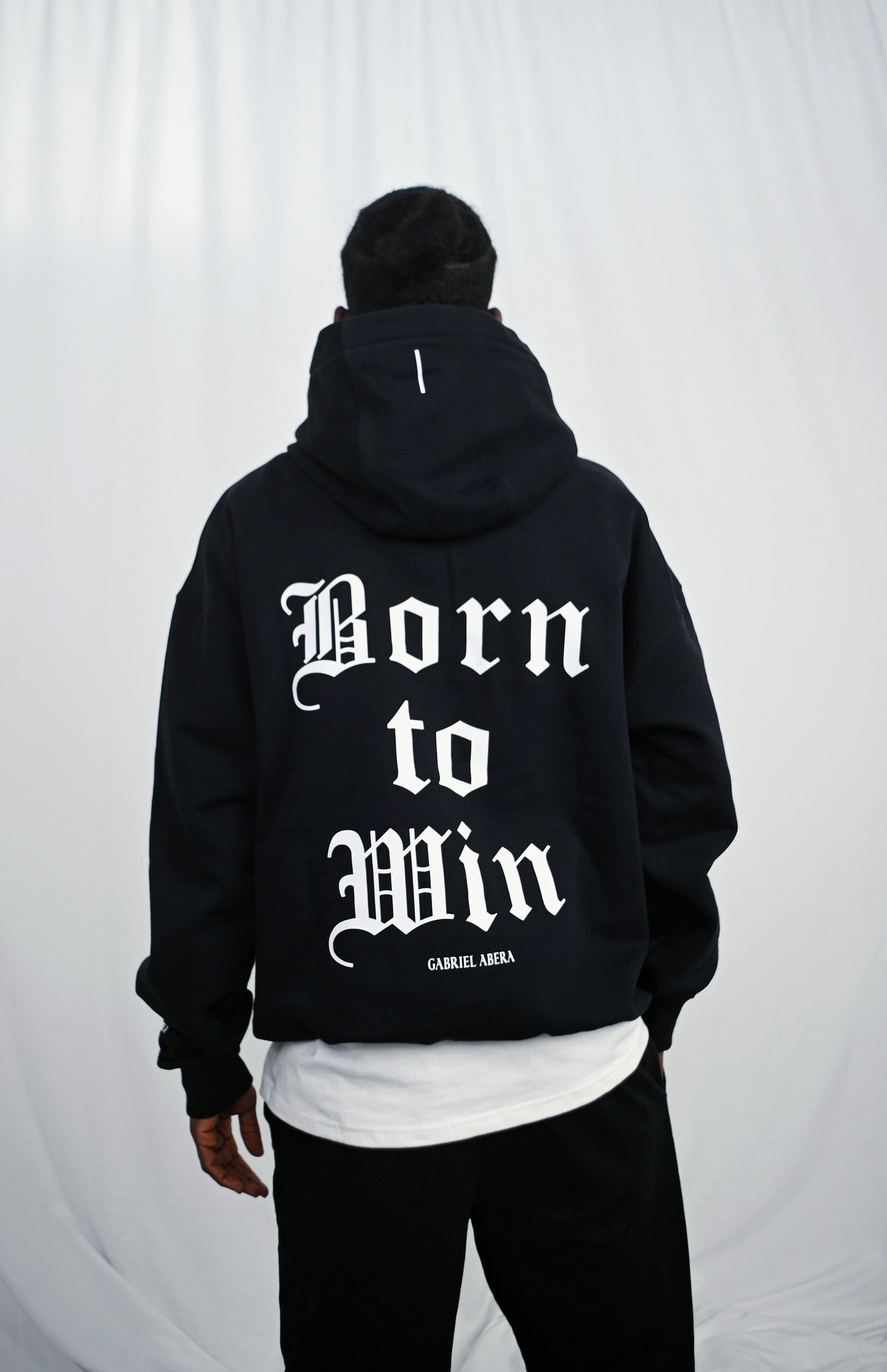 BORN 2 WIN HOODIE - BLACK