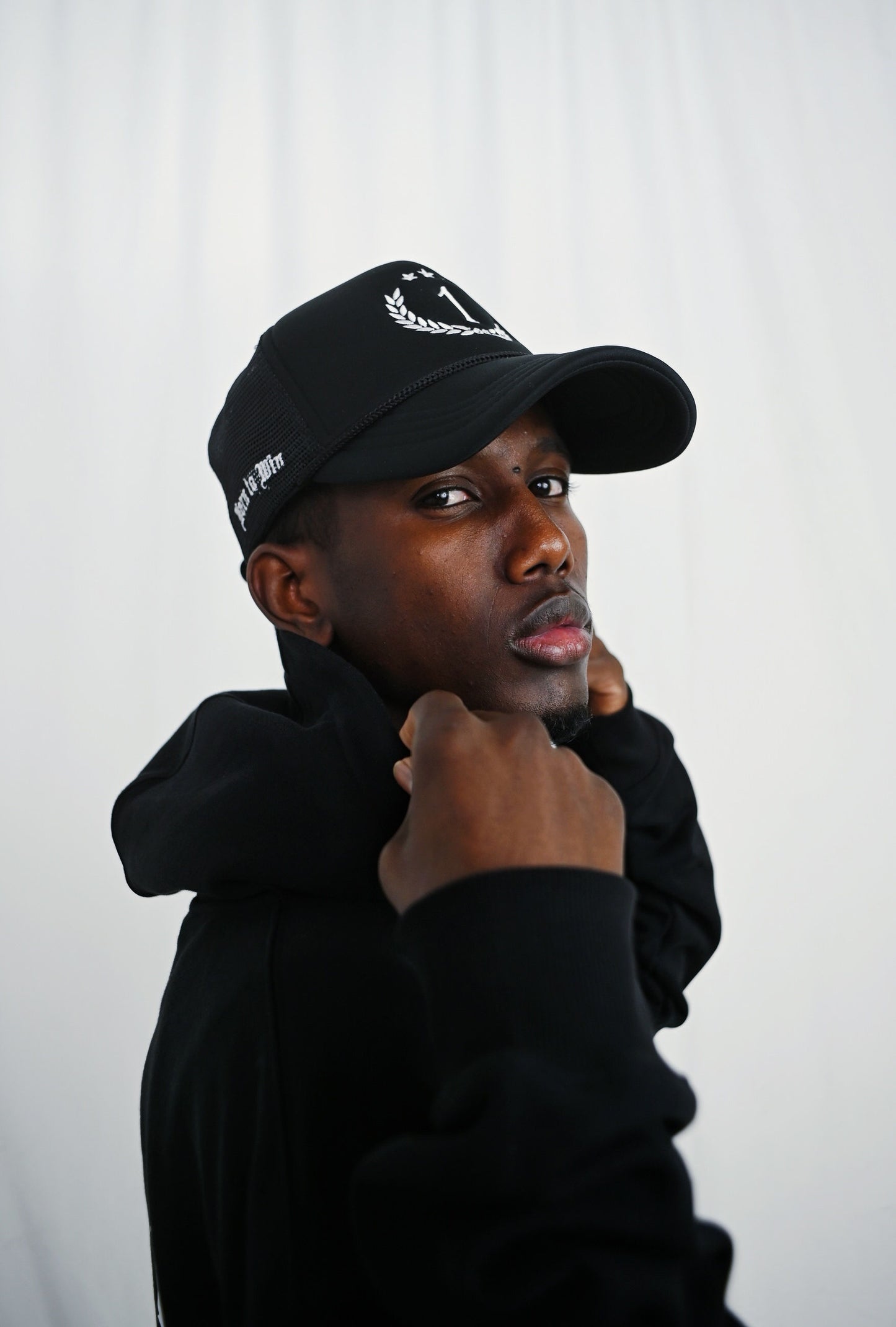 MEDAL FOAM CAP - BLACK